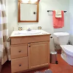 Casita Bee, Private Retreat In Сasa de vacaciones